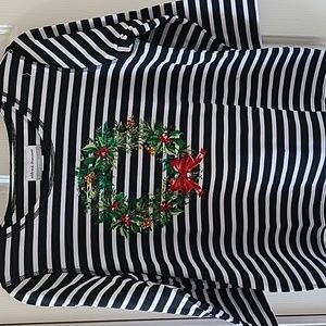 ALFRED DUNNER WOMENS BLACK & WHITE STRIPED HOLIDAY WREATH SHIRT SZ PETITE MEDIUM